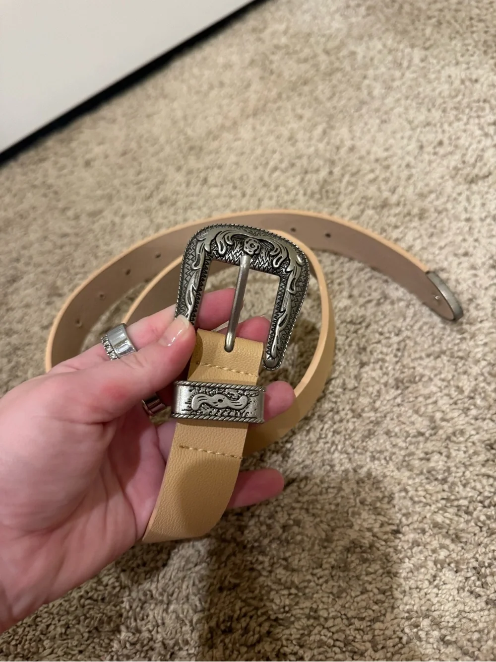 Women’s Beige Leather-Look Belt with Decorative Silver Buckle